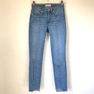 Madewell 9” high-rise skinny jean. Size 28